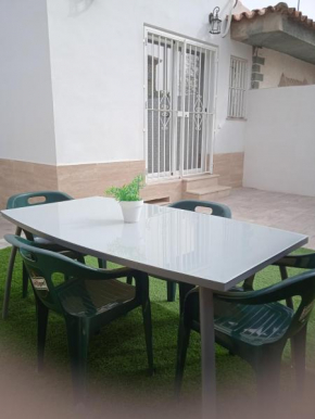 Casa en Jerez con patio cerca de la playa y de la sierra